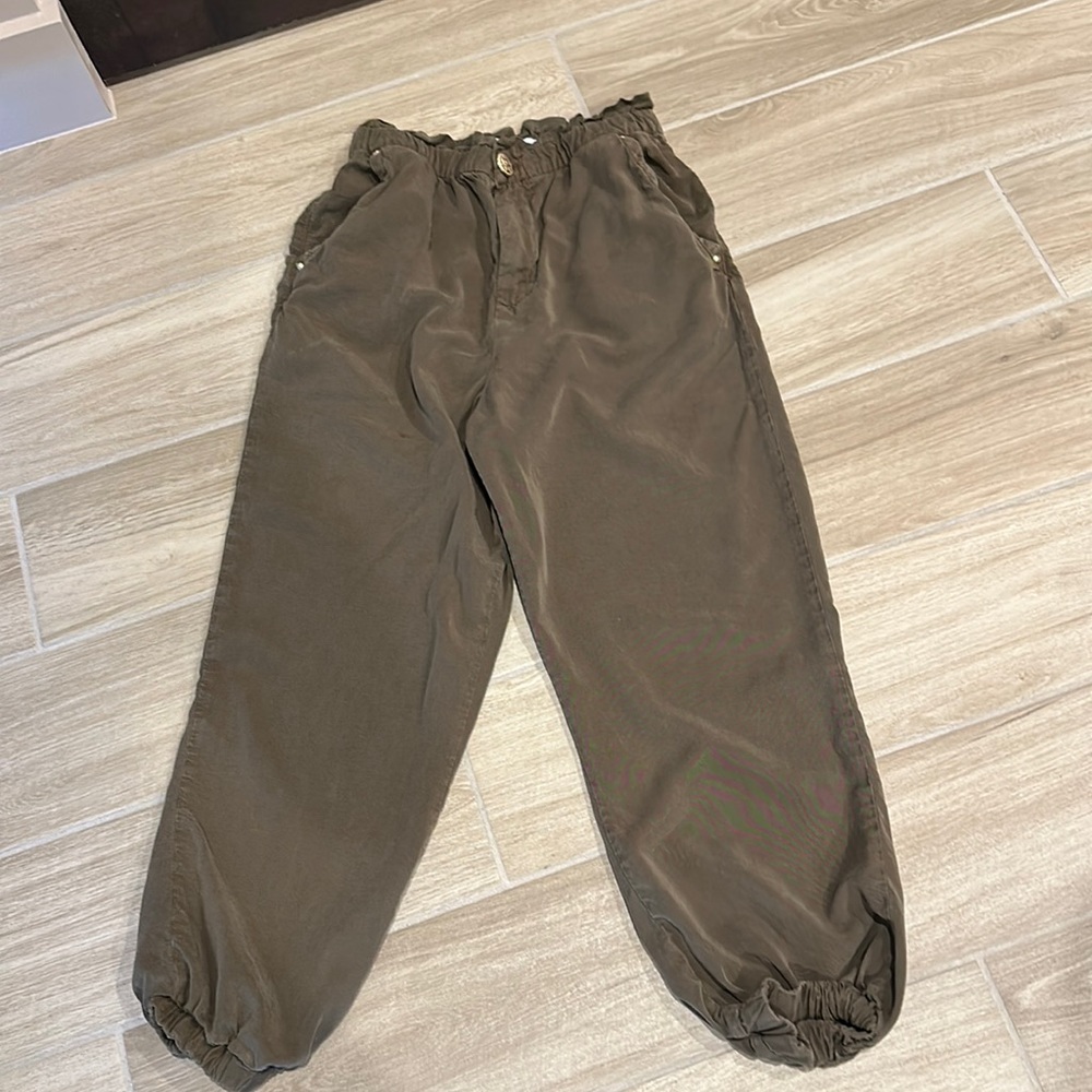 Zara joggers style pants with paper bag waist XS 100% Lyocell jogger olive